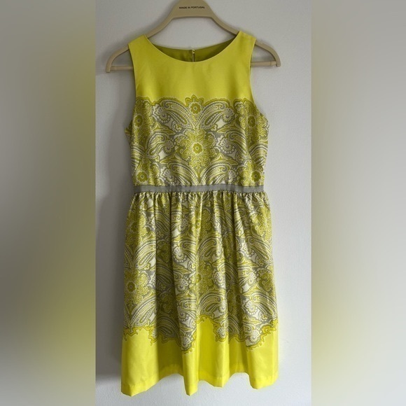 Loft Chartreuse & Gray Paisley Sleeveless Dress size 0 - Picture 1 of 8
